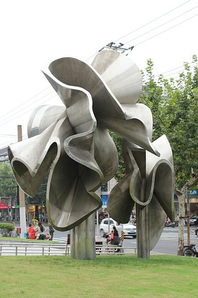 �����ε���