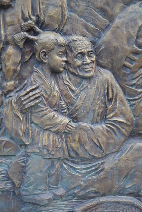 �������