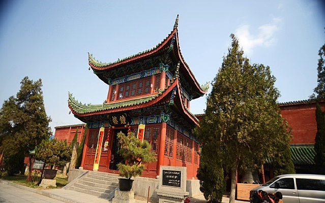 �������