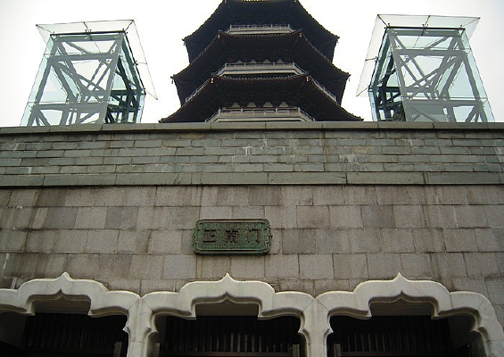 �׷�������