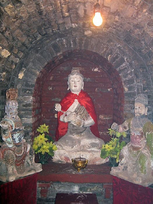 ���̵���