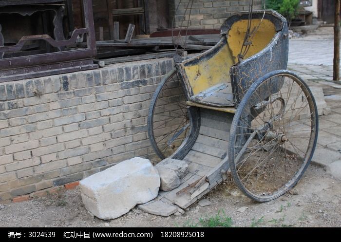 破旧的黄包车图片