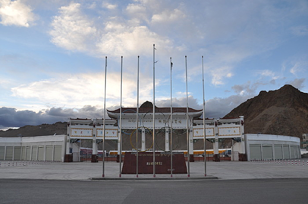 ���ذ���