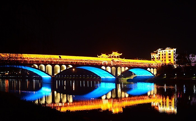 ����ʮɫҹ��