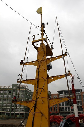 ���װ���