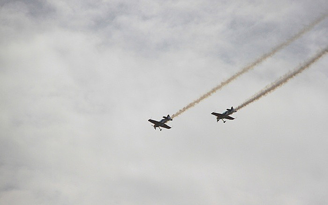 ���ձ���