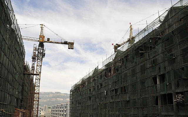 �����е�¥��