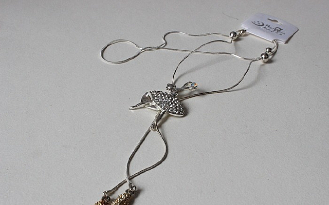 ��������