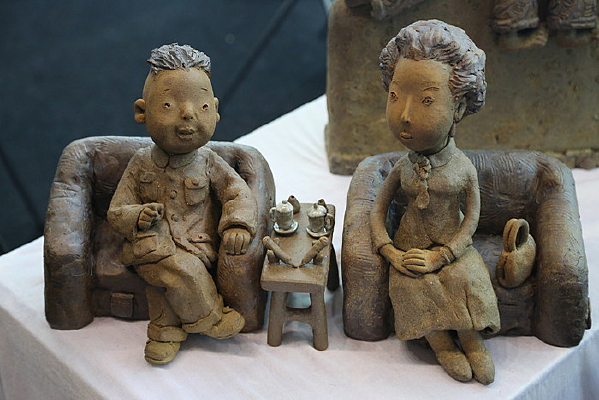 ��������