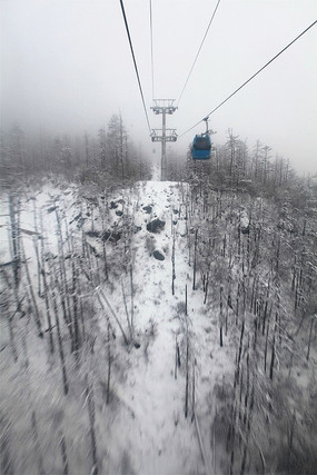 ����ѩɽ����