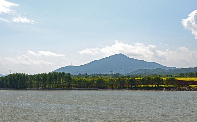 ��ɽ��������