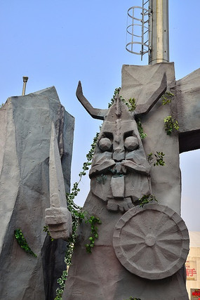 �������