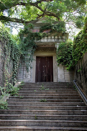 �������