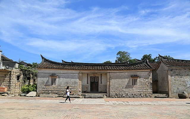 �����Ĺ㳡