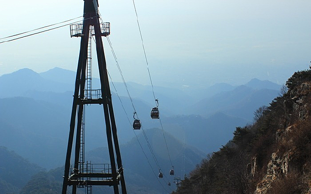 ��ɽ���³�