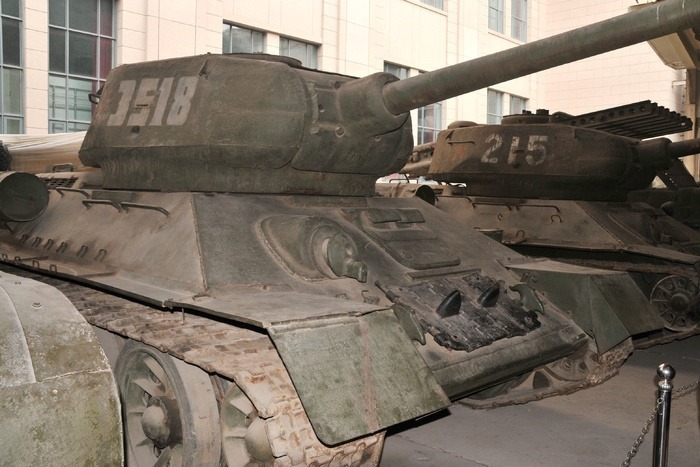 T34中型坦克图片