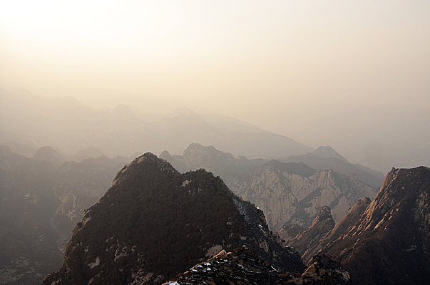 ��ɽ����