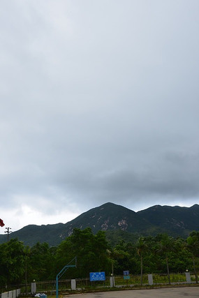 ����ɽ��