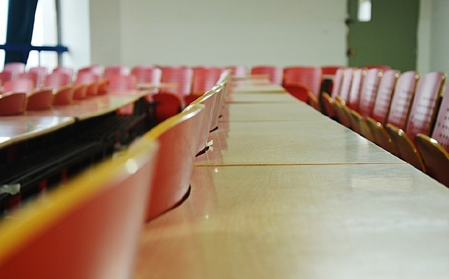 ѧУ���ݽ���