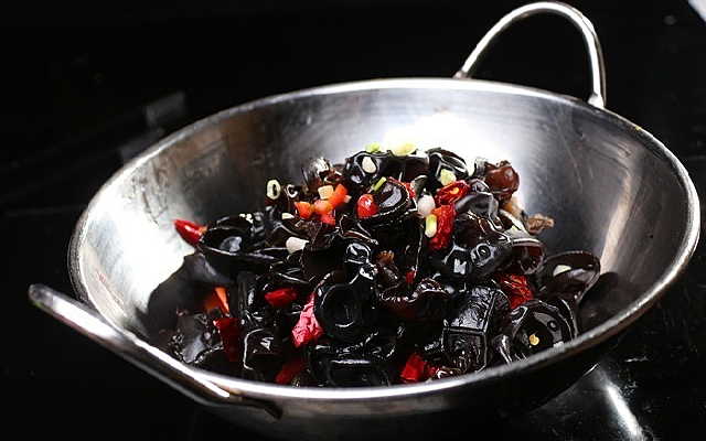 �ɹ�Ұ��ľ��