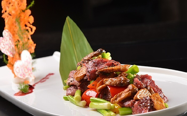 ���׾���ѩ��ţ��