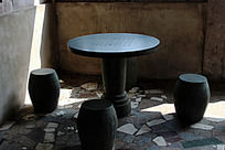 �����µ�ʯ��