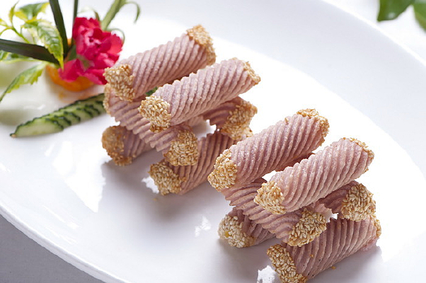 �������