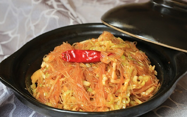 ���׷�˿��