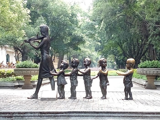 ���ݹ�԰ͭ��