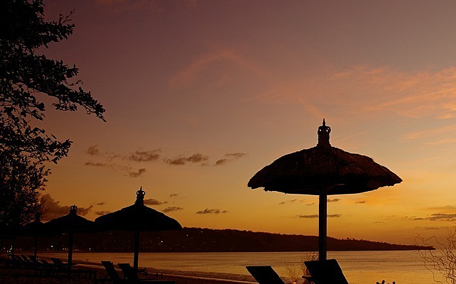 �ƻ躣��Ϧ��