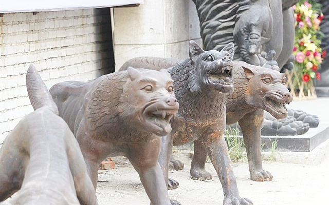 ��ŭ����