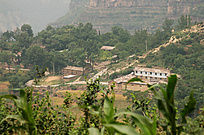 ��ɽ���ϼ�