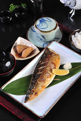 �໨���ײ�