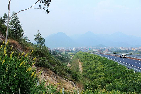 ��ɽ����