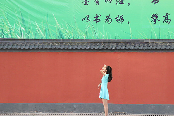 ������Ů��