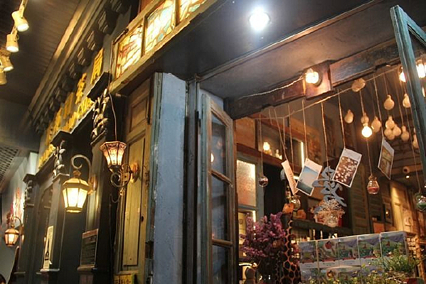 ҹ��������