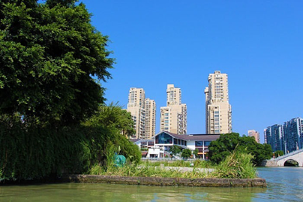 �����ϴ���