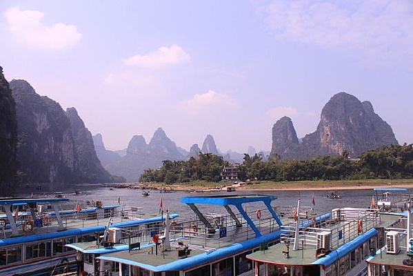 ����������˷��ƺ