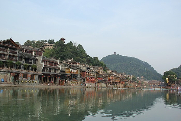 ��˹ųǽ���Ⱥ