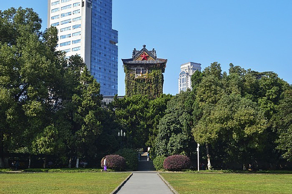 �Ͼ���ѧ��¥