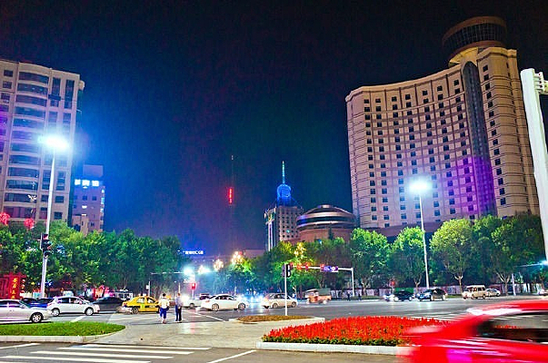 ʮ��·��Ψ��