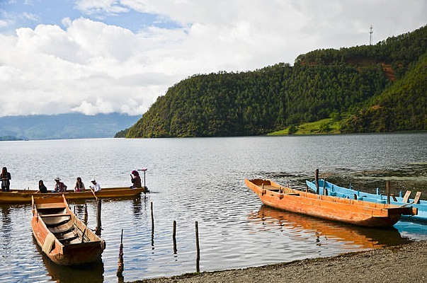 �������