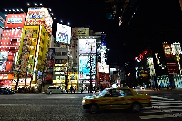 �ձ���ͷ����