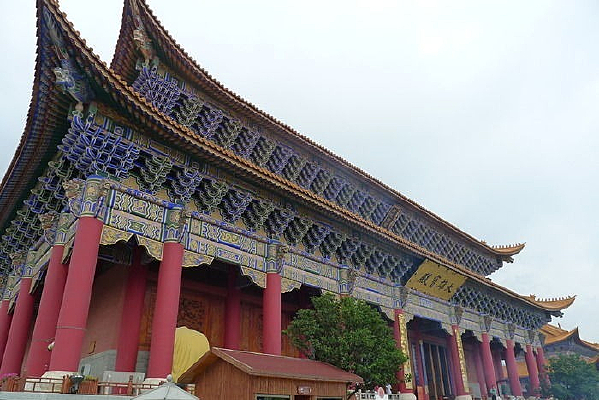 ������ʥ�´��۱���