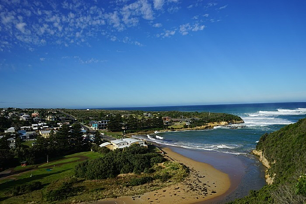 ����С��