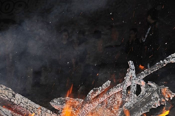 �������