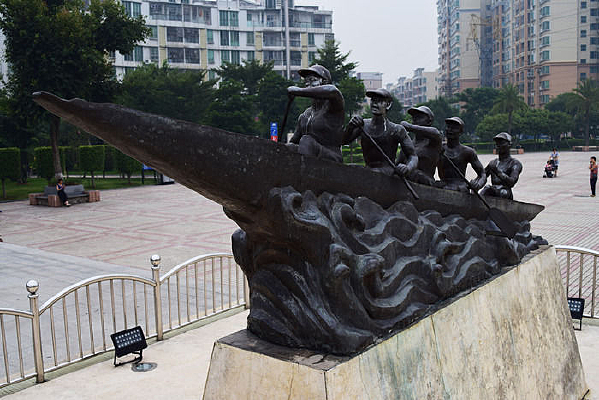 ���۵���