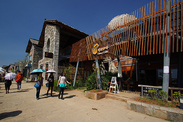 ����������