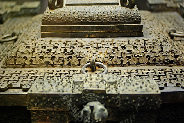 ��ͭ���ξֲ�