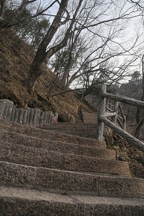 ��ɽ��ʯ��